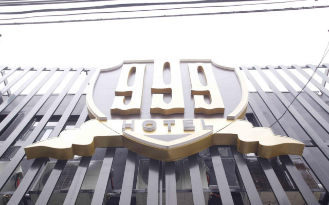 999 Hotel