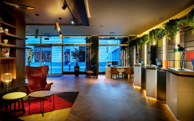 Leonardo Royal Hotel London City