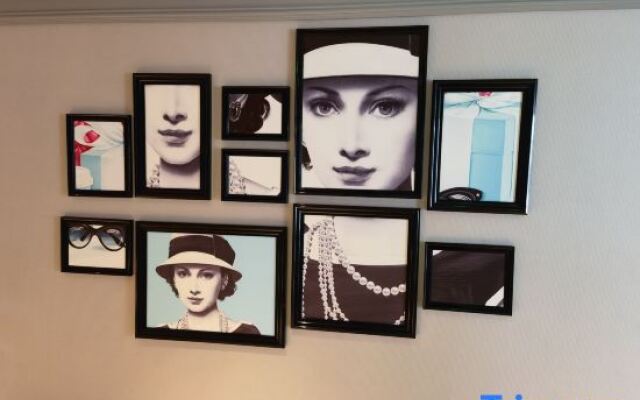 YOU-SEE Hotel (Zhuhai Riyuebei Grand Theater, Qinglv Road,)