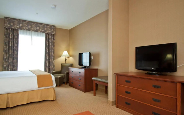 Days Inn & Suites by Wyndham Strathmore