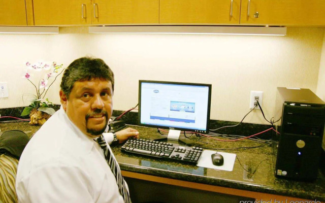 Hampton Inn And Suites Madera