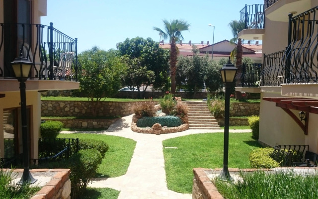 Ata Lagoon Beach Hotel