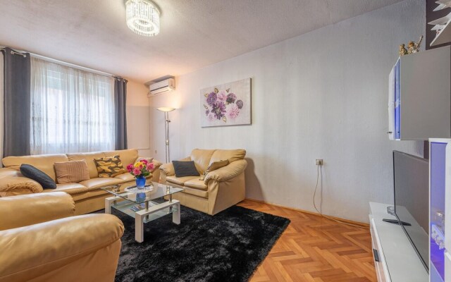 Amazing Apartment in Zadar With 2 Bedrooms and Wifi