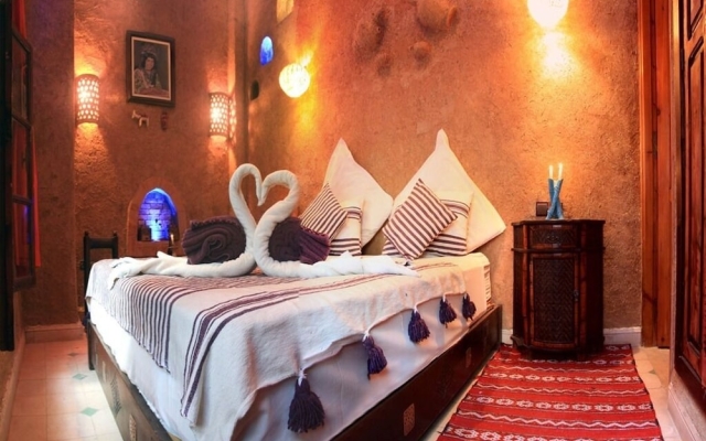 Le Feng Shui Pool and Spa