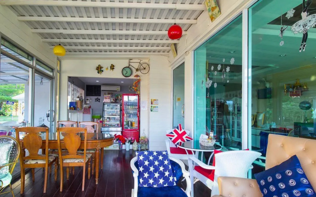 Sea Breeze Jomtien Residence