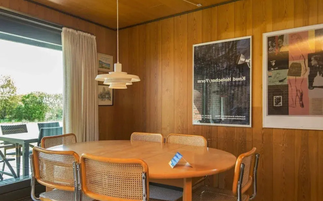 6 Person Holiday Home in Ebeltoft-by Traum