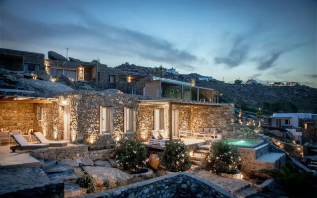 Etesians Suites & Villas