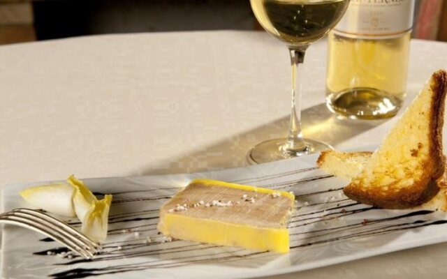 Hôtel restaurant Le Cheval Rouge