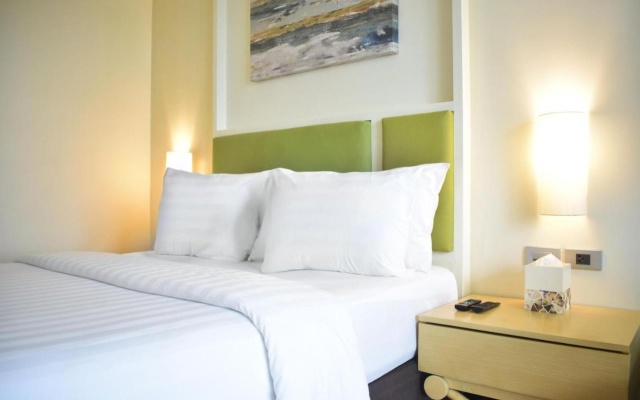 MCollection - Poolside Escape Near Boracay’s Iconic Keyhole