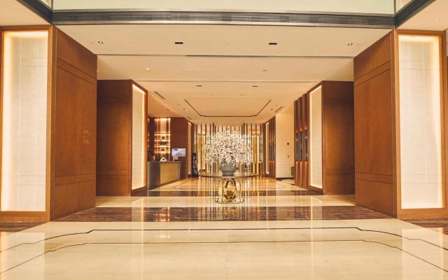 LJZ Supreme Tower Hotel