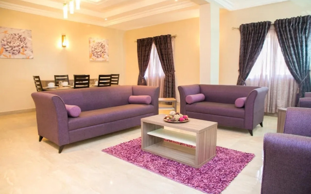 Gloriana Apartments