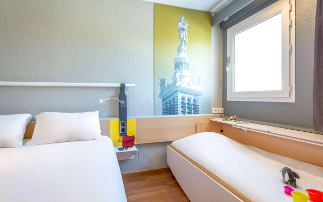 ibis Marseille Timone