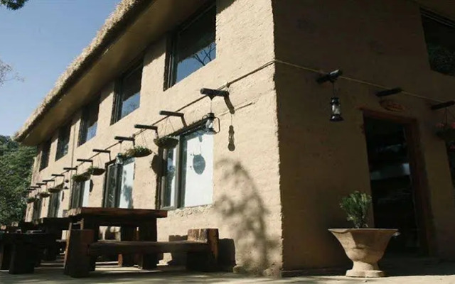 Aamod Resort - Shoghi