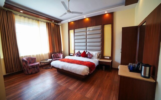 The Kenilworth Mussoorie by Stotrak