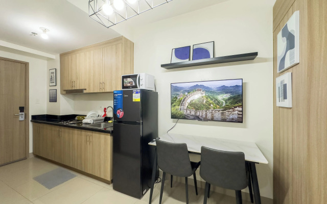 Staycation Shore 2 MOA Pasay