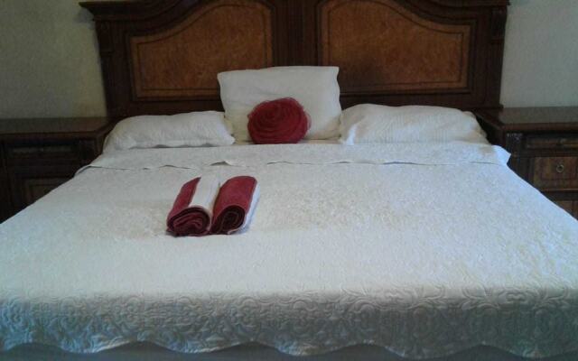 Amandahill Guest House