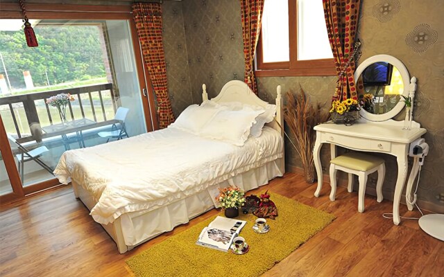 Yeongdeok Green Garden Pension