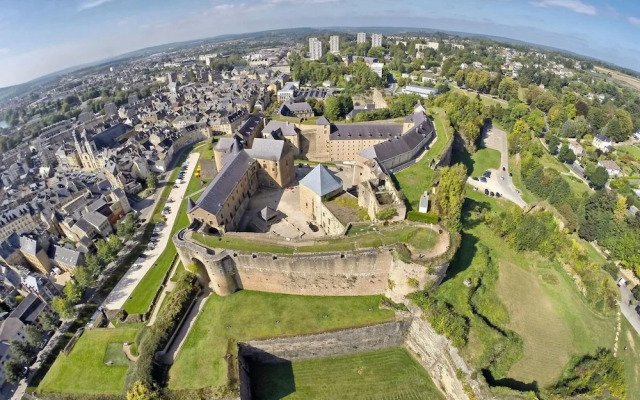 Stylish Stay in Central Sedan