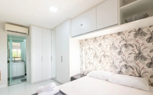 Complete Apt Near Stella Maris Beach Jsm0103
