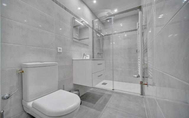 STUDIO MODERNE RENOVE 2MiN CROISETTE A0B166