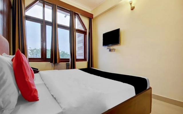 The Taj Residency by OYO Rooms