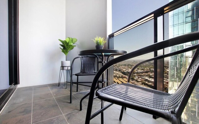 172Br1Bth Apt Lv31Skyline Viewmel Cbd Free Tram