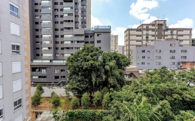Moderno-Pinheiros -AC - Brazilian Corner