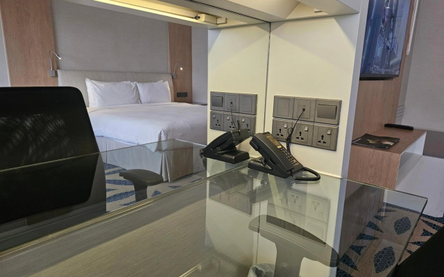 Concorde Hotel Singapore - Image 6