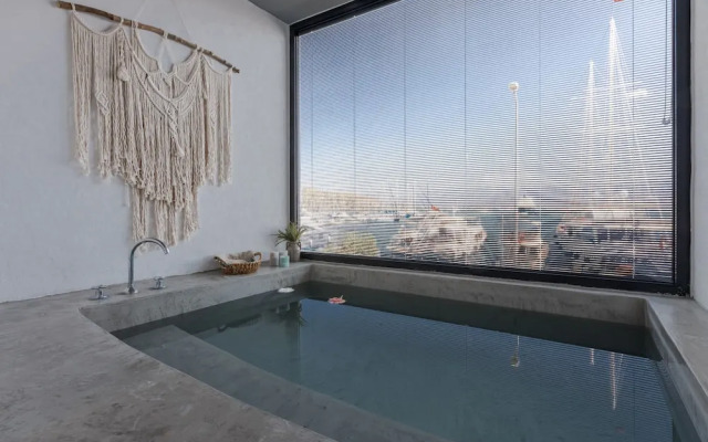 Harbour Suite