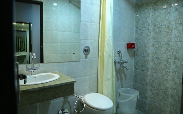 OYO 3712 Chandigarh Grand