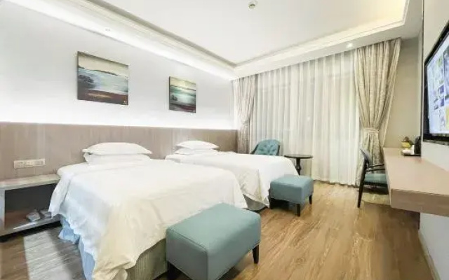 Qianzhou Yijia Hotel