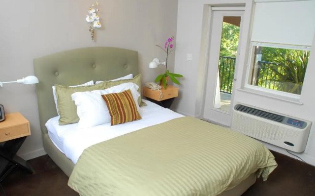 The Eo Inn - Downtown