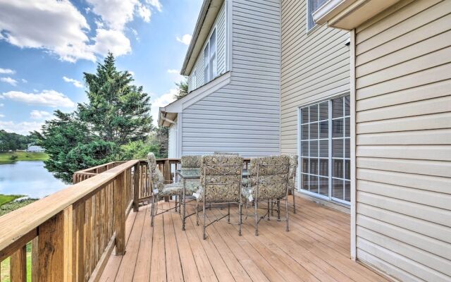 Pond-view Deck + Pool Table: Woodbridge Haven!