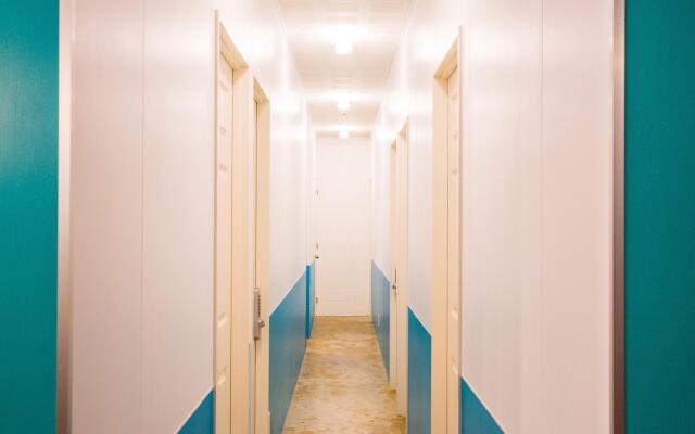 Seawall Hostel