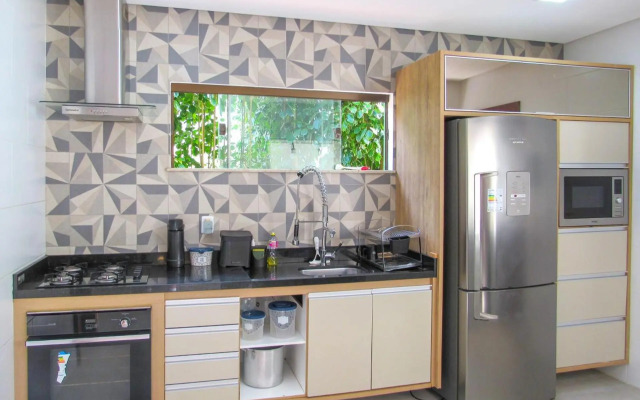 Casa c otima infraestrutura e piscina, Camacari BA