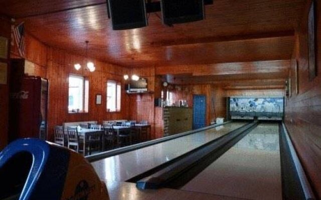 Williams Village Bowling & Country Club