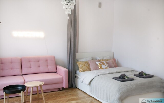 Warsaw Concierge Royal Baths Studio