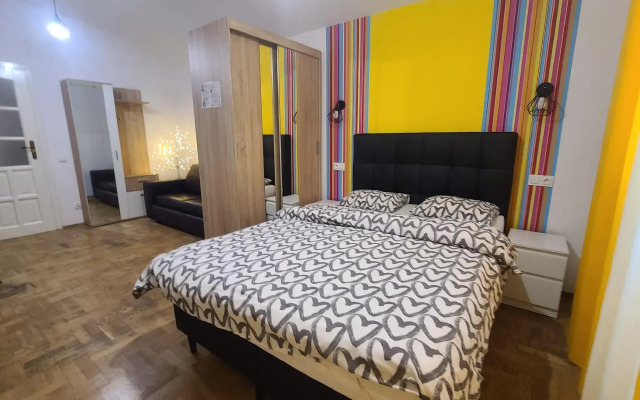 Lorf Hostel&Apartments