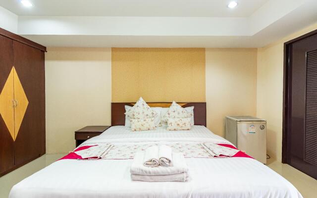 Grannylla Residence Charoenkrung