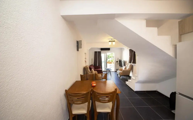 Villa 200 m to Beach With Backyard in Bodrum