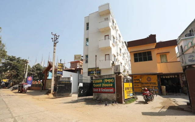 Oyo 28349 Eshan Guest House