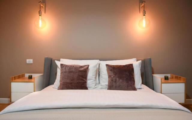 THE DREAM Apartment - Near Radisson Hotel