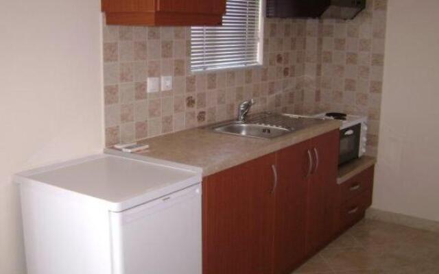 Pantheon Hotel & Suites