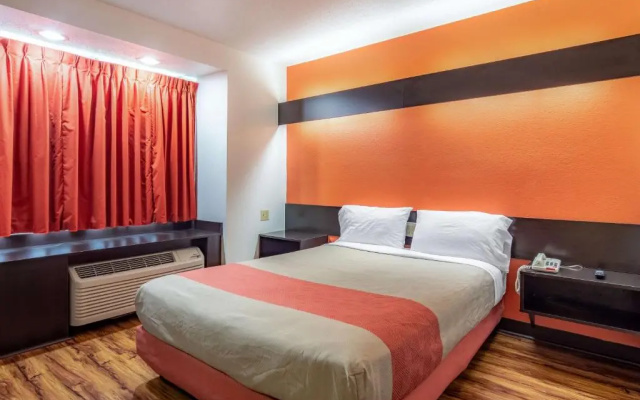 Motel 6 Chattanooga, TN - Downtown
