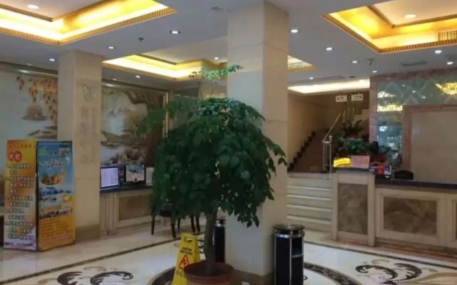 Zhuhai Xinhualian Business Hotel