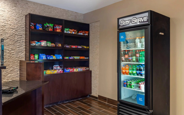 Comfort Suites near Camp Lejeune