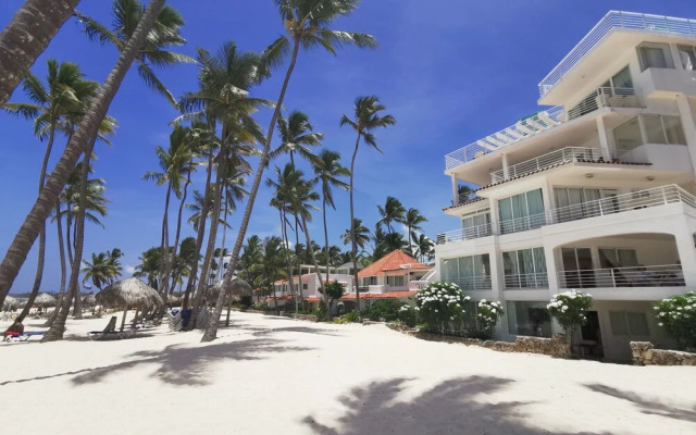 Los Corales Tropical Beach Resort & SPA