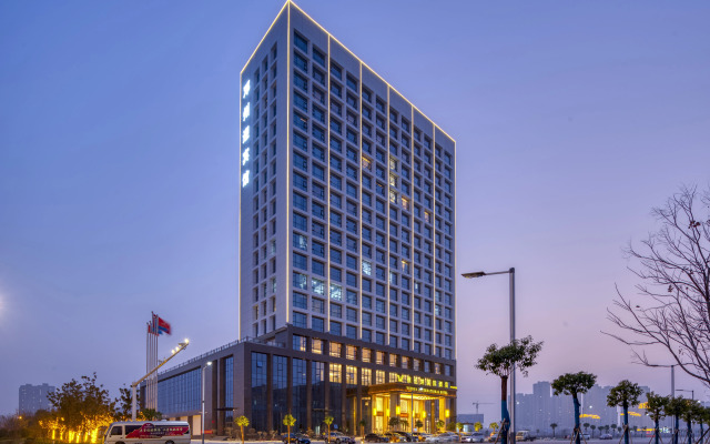 Vienna International Hotel Deng Zhou YingBinGuan