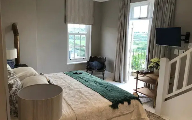 Creek Lane Guest House