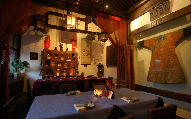 Red Capital Residence